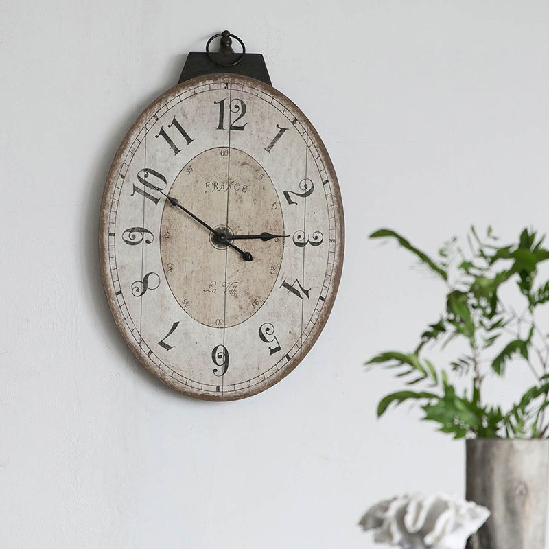 Antique Oval Wall Clock with Easy-Hang Design - Ivory