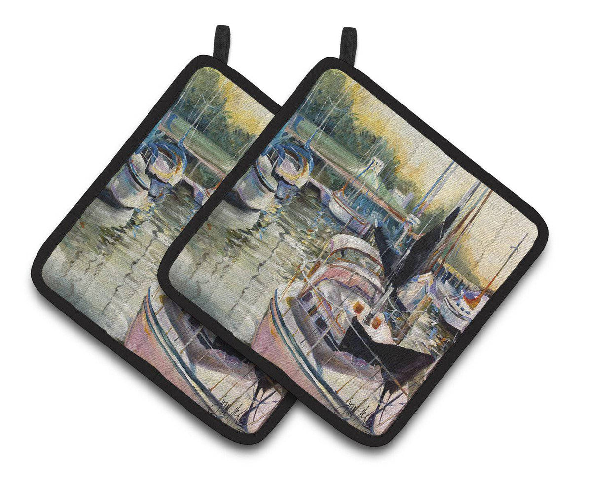 Black Sails Sailboats Pot Holder Set of 2 Heat Resistant Quilted Hot Pads 7.5 x 7.5 Inch, Insulated Kitchen Trivets for Cooking & Baking