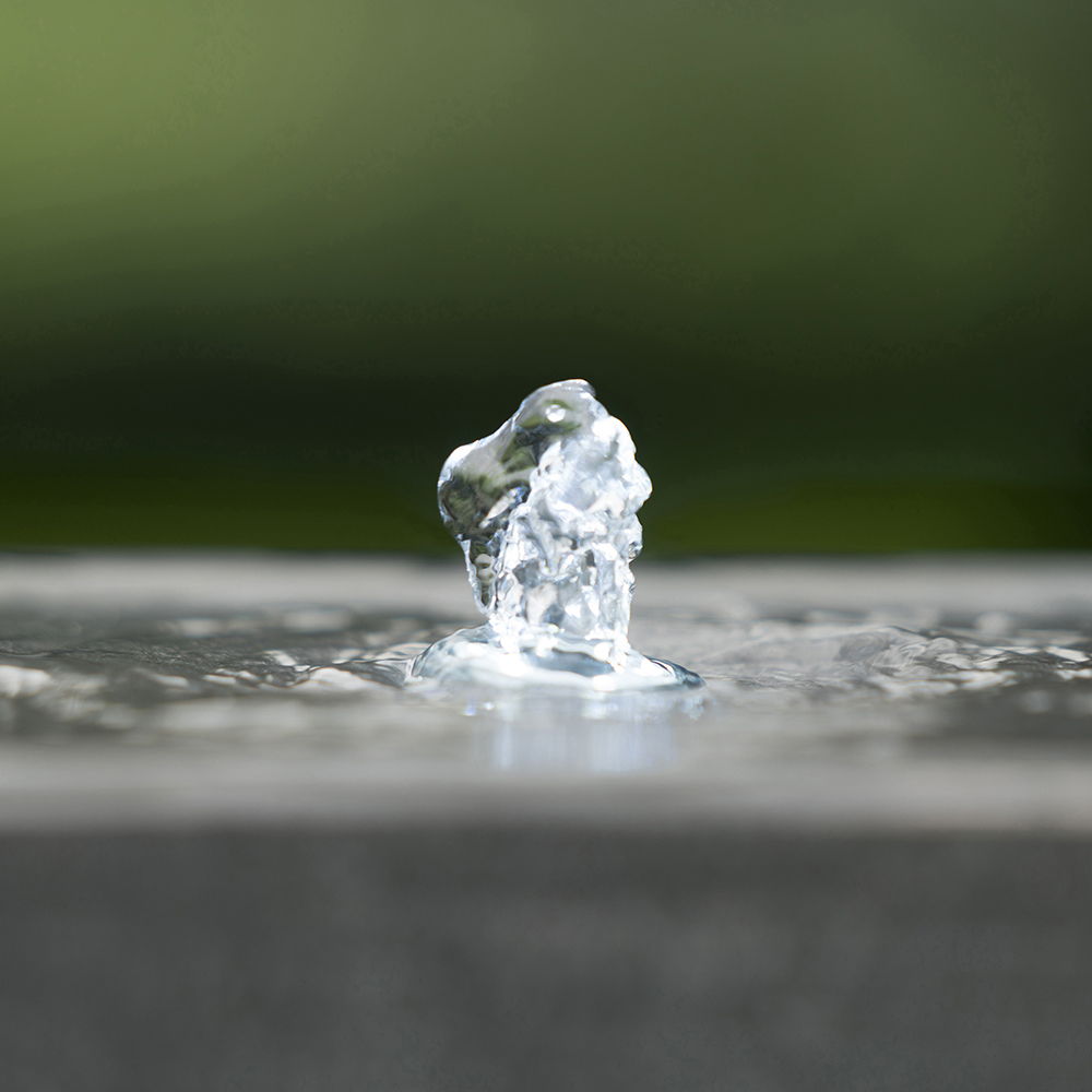 Broken Urn Water Fountain with Integrated Light - Dark Gray