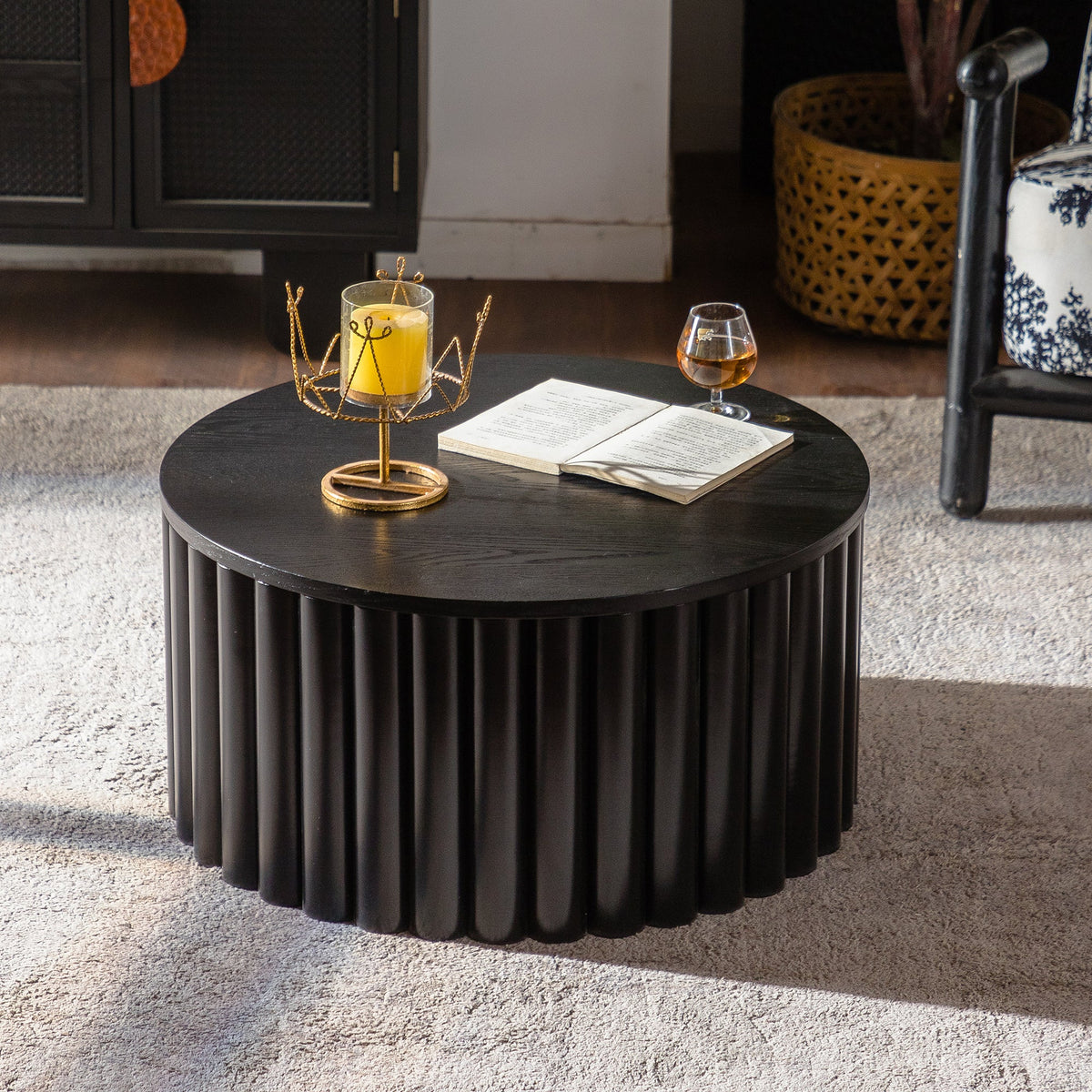 Round Coffee Table with Lift and Handcrafted Relief - Black or Walnut