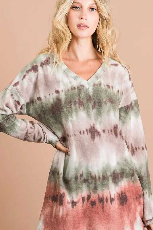 BiBi Brushed Tie Dye Looking Print V Neck Top