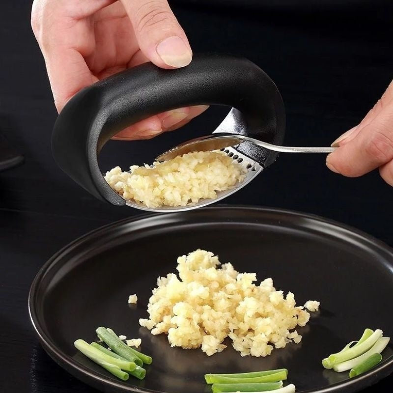 Stainless Steel Garlic Masher Press Kitchen Tool