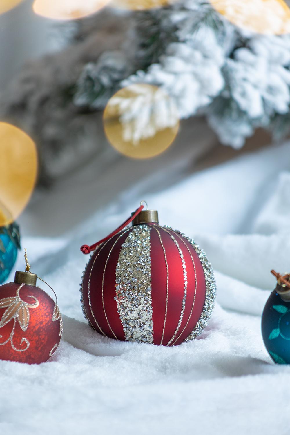 Glass Christmas Ball Ornaments with Hanging Loop – Red or Gold