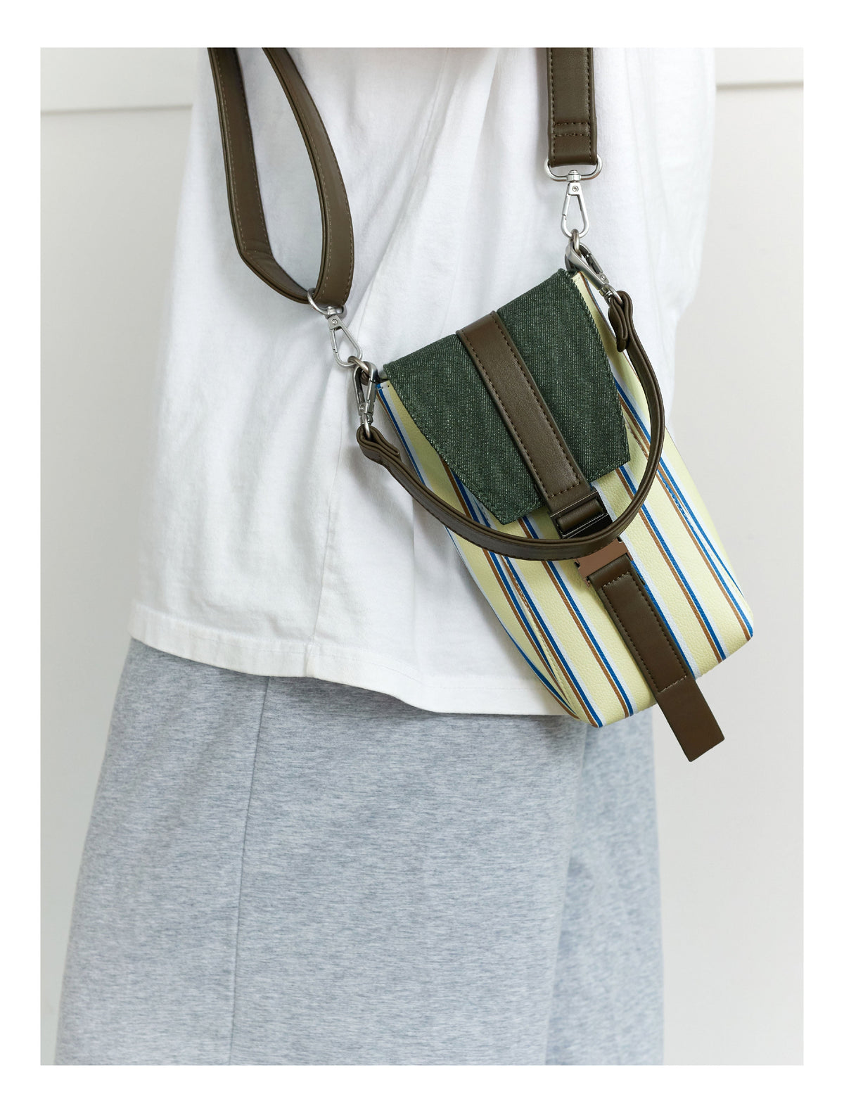 Striped Phone Bag, Cartoon Cute Handbag, Women's Small Square Bag, Crossbody Bag, Fashionable And Portable, Men's And Women's Styles