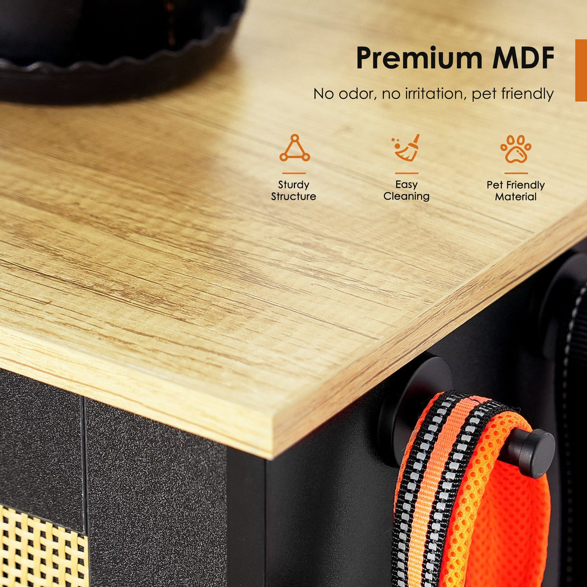 Feeding Station with 2 Lockers and Elevated Bowls - Black