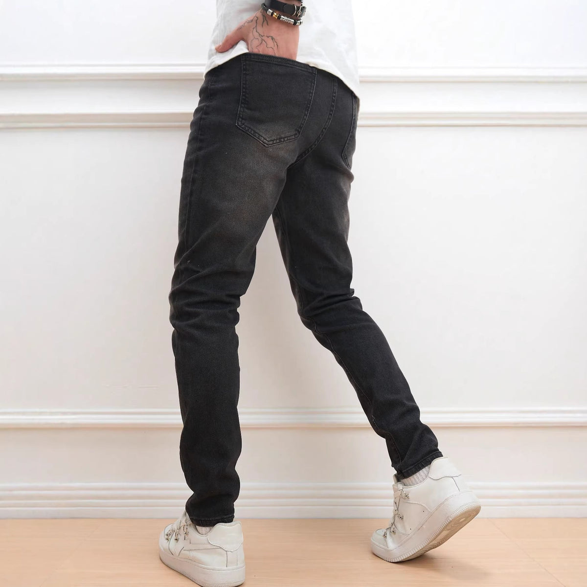 American-style Slim-fit Versatile Mens Skinny Jeans