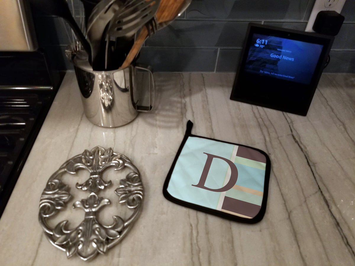 Letter D Initial Monogram - Blue Stripes Pot Holder Set of 2 Heat Resistant Quilted Hot Pads 7.5 x 7.5 Inch, Insulated Kitchen Trivets for Cooking & Baking