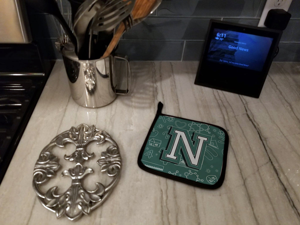 Letter N Back to School Initial Pot Holder Set of 2 Heat Resistant Quilted Hot Pads 7.5 x 7.5 Inch, Insulated Kitchen Trivets for Cooking & Baking