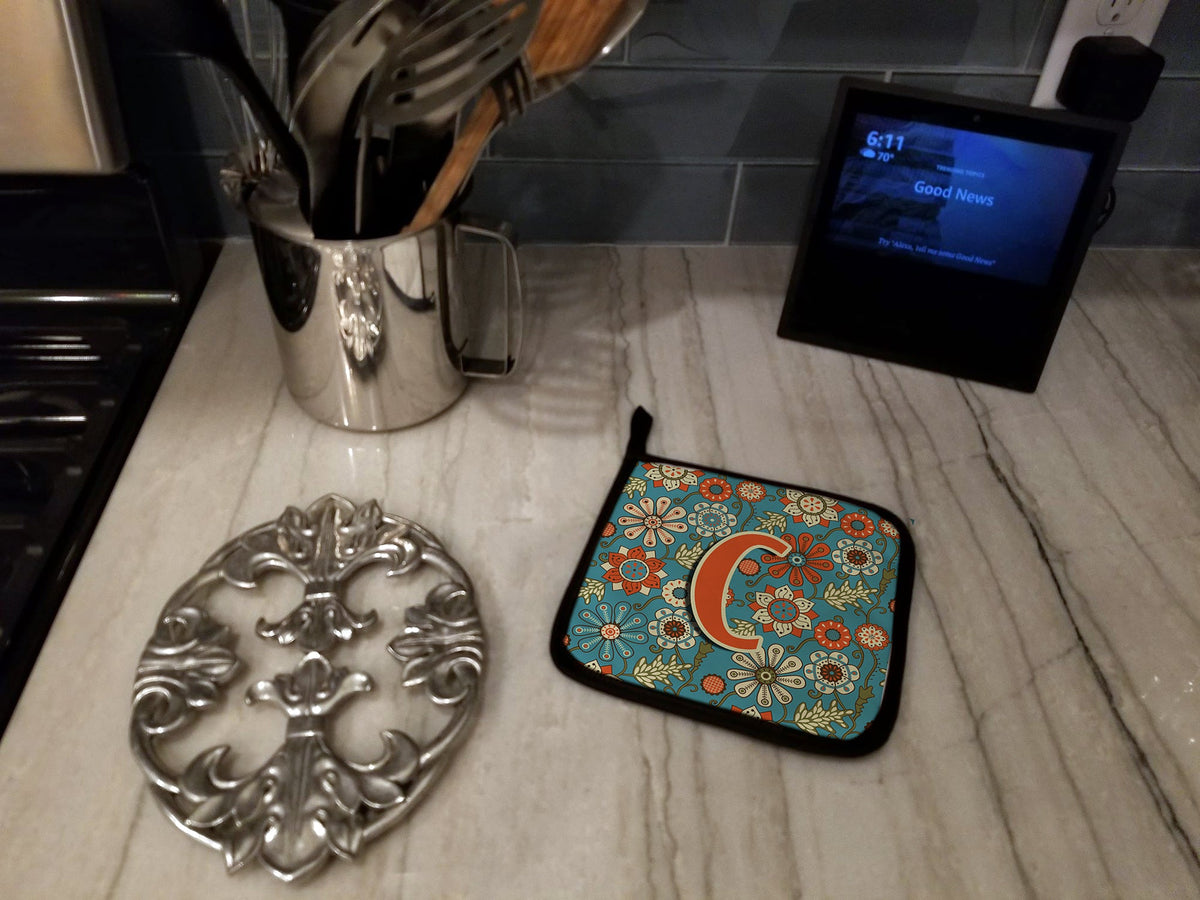 Letter C Flowers Retro Blue Pot Holder Set of 2 Heat Resistant Quilted Hot Pads 7.5 x 7.5 Inch, Insulated Kitchen Trivets for Cooking & Baking