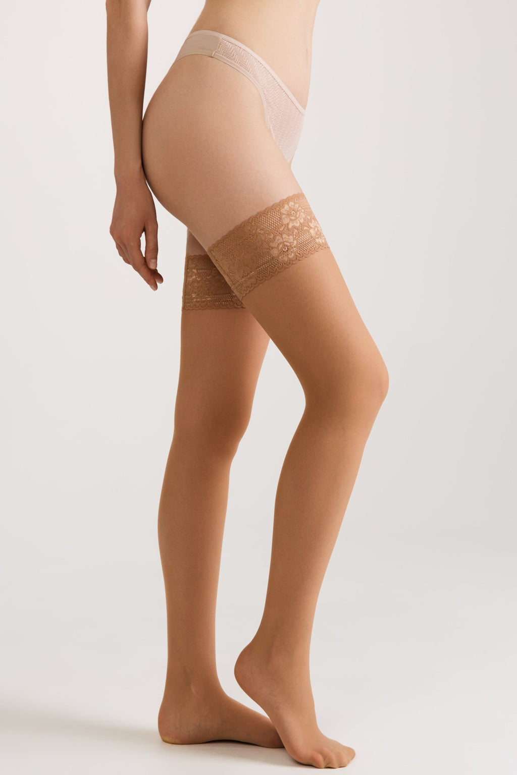 Stockings Conte Class 40 Den - Silicone Lace Top