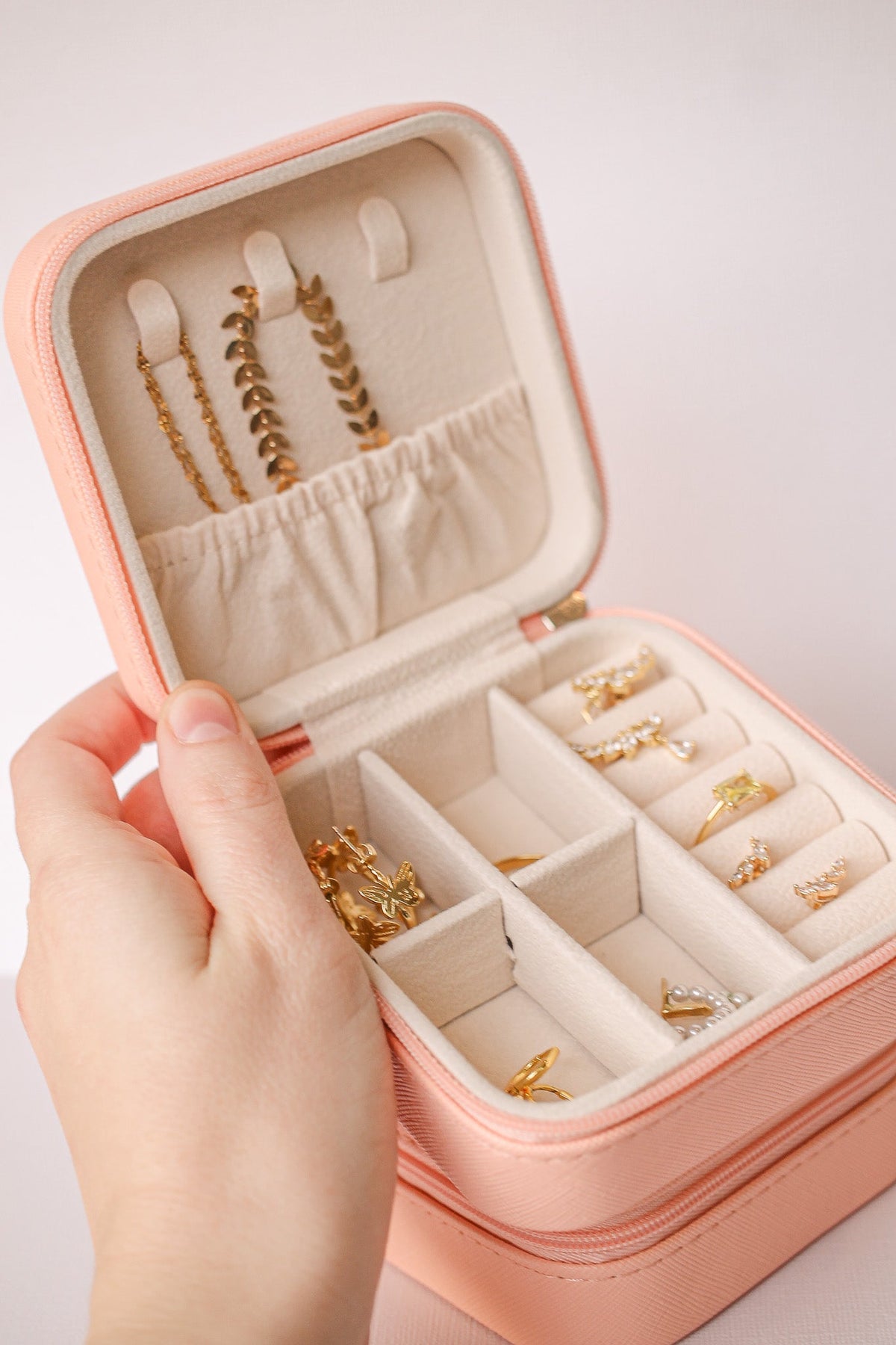 Jewelry Travel Case in Peach