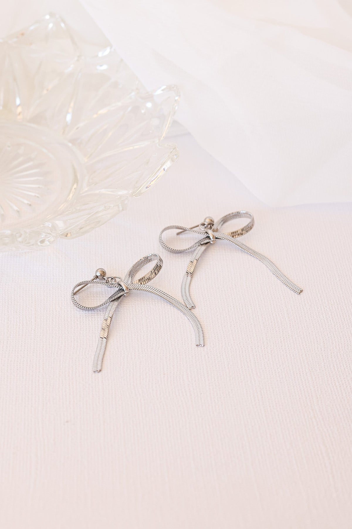 Lauren Bow Dangle