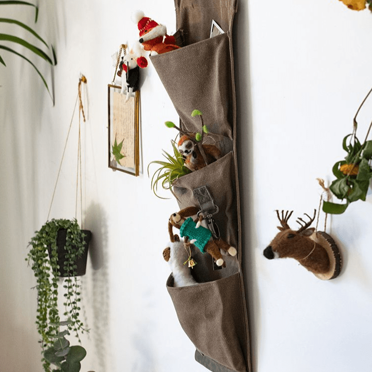 Brown Canvas Hanging Wall Storage for Garden Tools