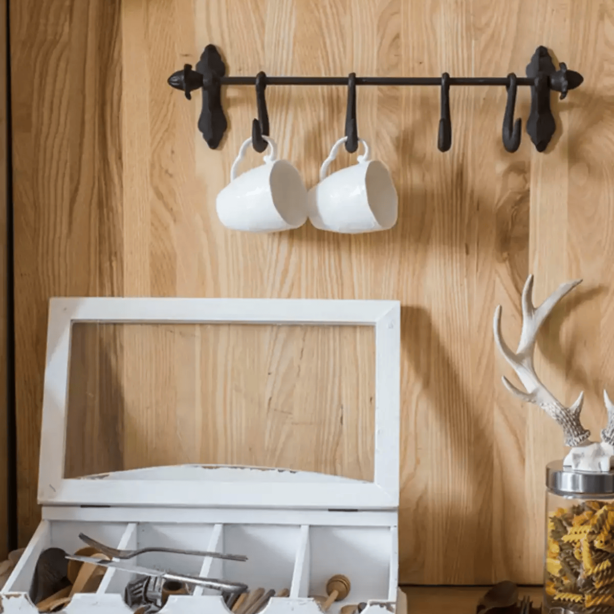 Farmhouse Iron Hook Rail