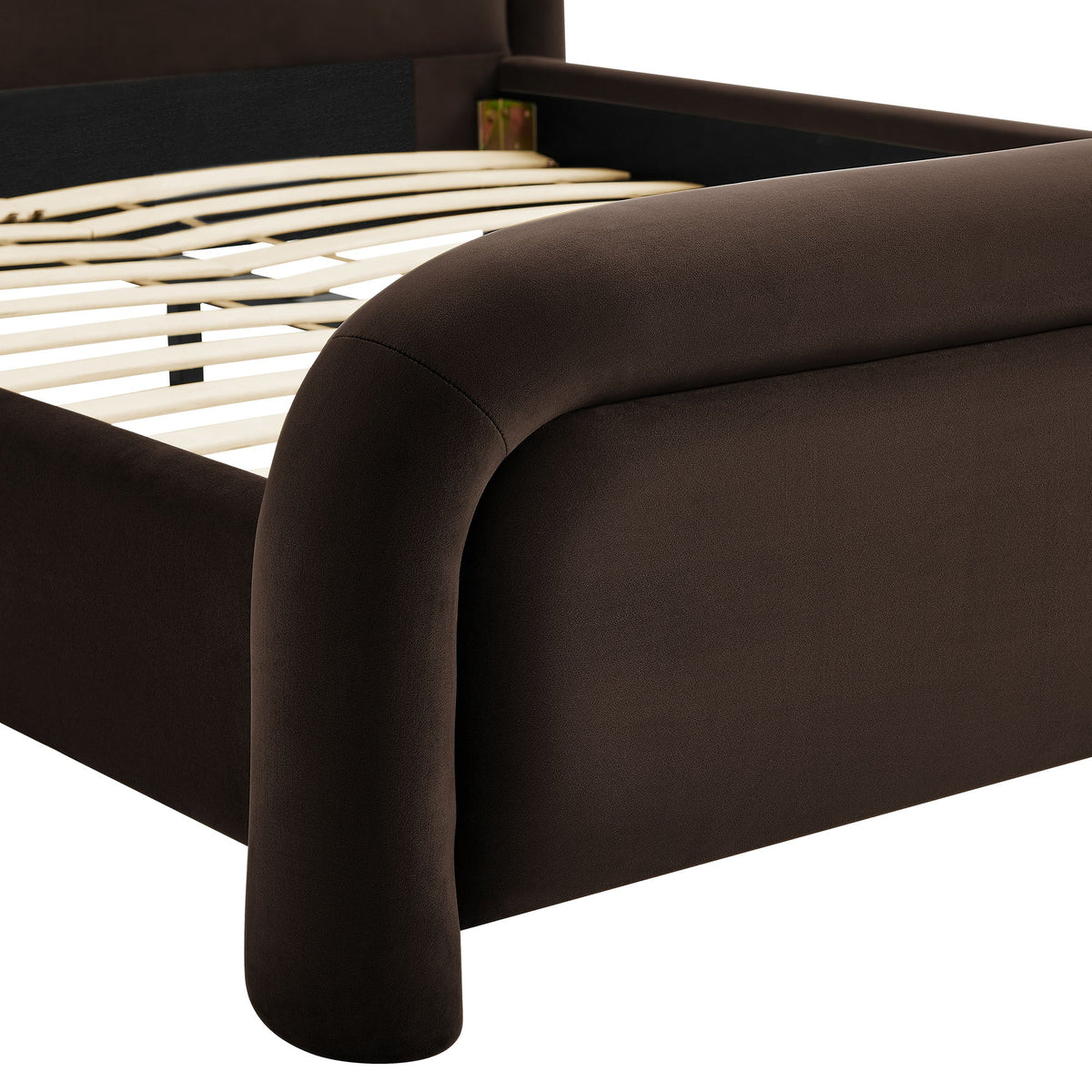Beck King Performance Velvet Platform Bed by Modway