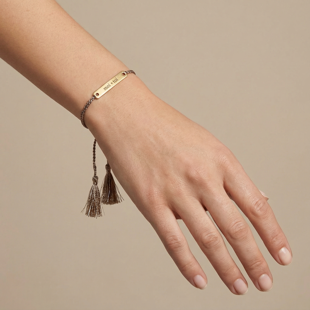 Moi + Toi Love Notes Adjustable Bracelet | In a Giftable Glass Jar with Cork Lid
