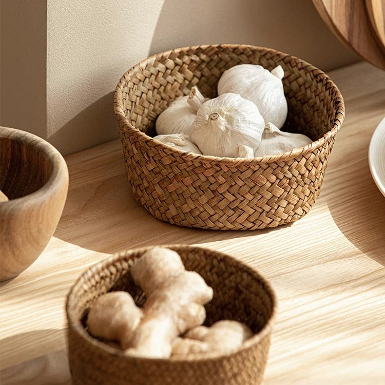 Round Seagrass Catchall Basket