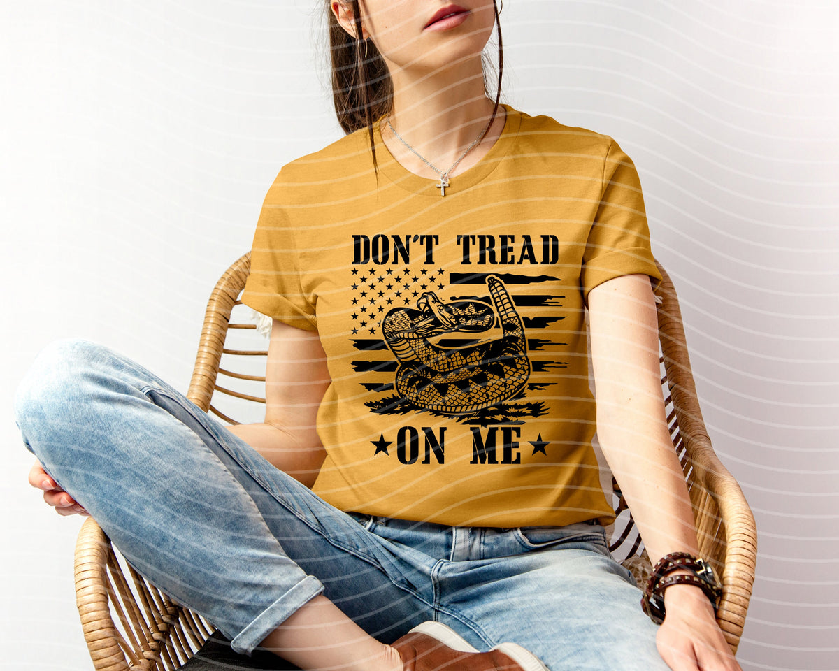 Don't Tread on Me Graphic Tee