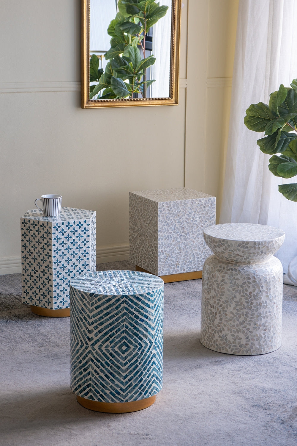 14" Round Accent Stool with Gold Base
