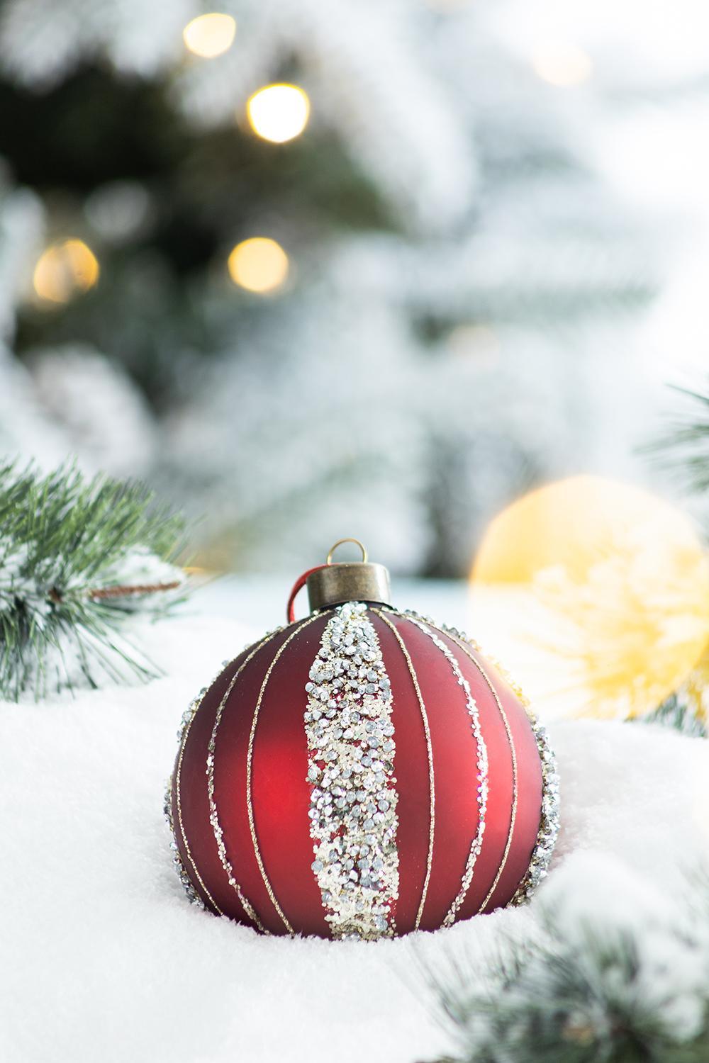Glass Christmas Ball Ornaments with Hanging Loop – Red or Gold