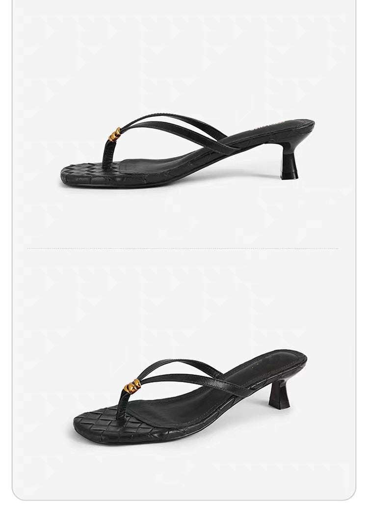 Women's French Vintage Woven Texture Flip Flops, 2026 Summer Outdoor Thin Heel Slide Sandals With Metal Decor, Beach Slippers