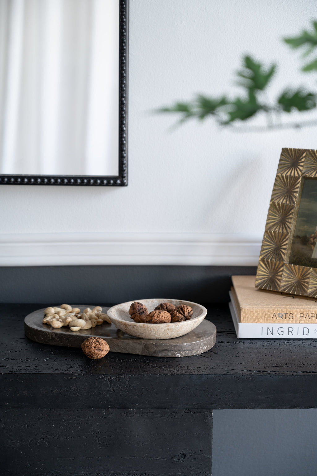 Round Marble Decorative Bowl with Smooth Finish - Cream