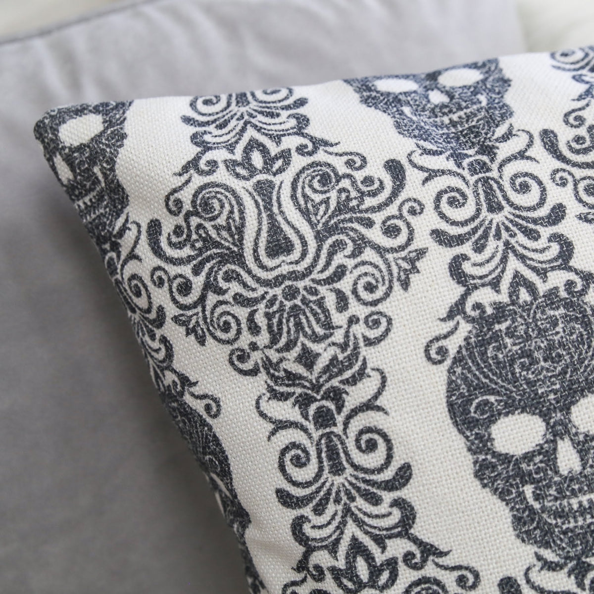 Gothic Damask Skull Throw Pillow – Black & White Cotton Linen