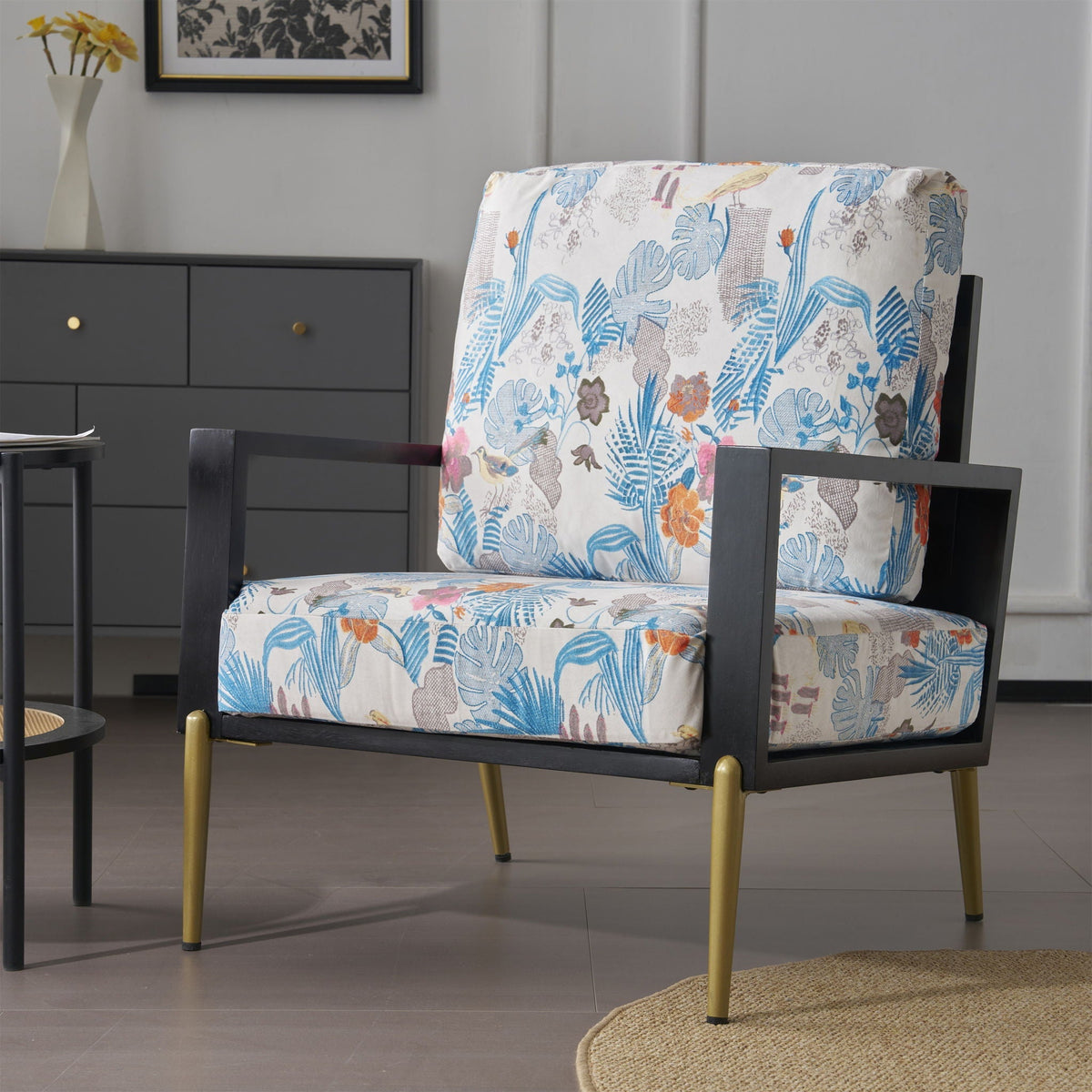 Modern Armchair With Solid Wood Frame
