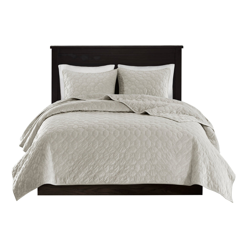 3 Piece Velvet Quilt Set Ivory King/Cal King