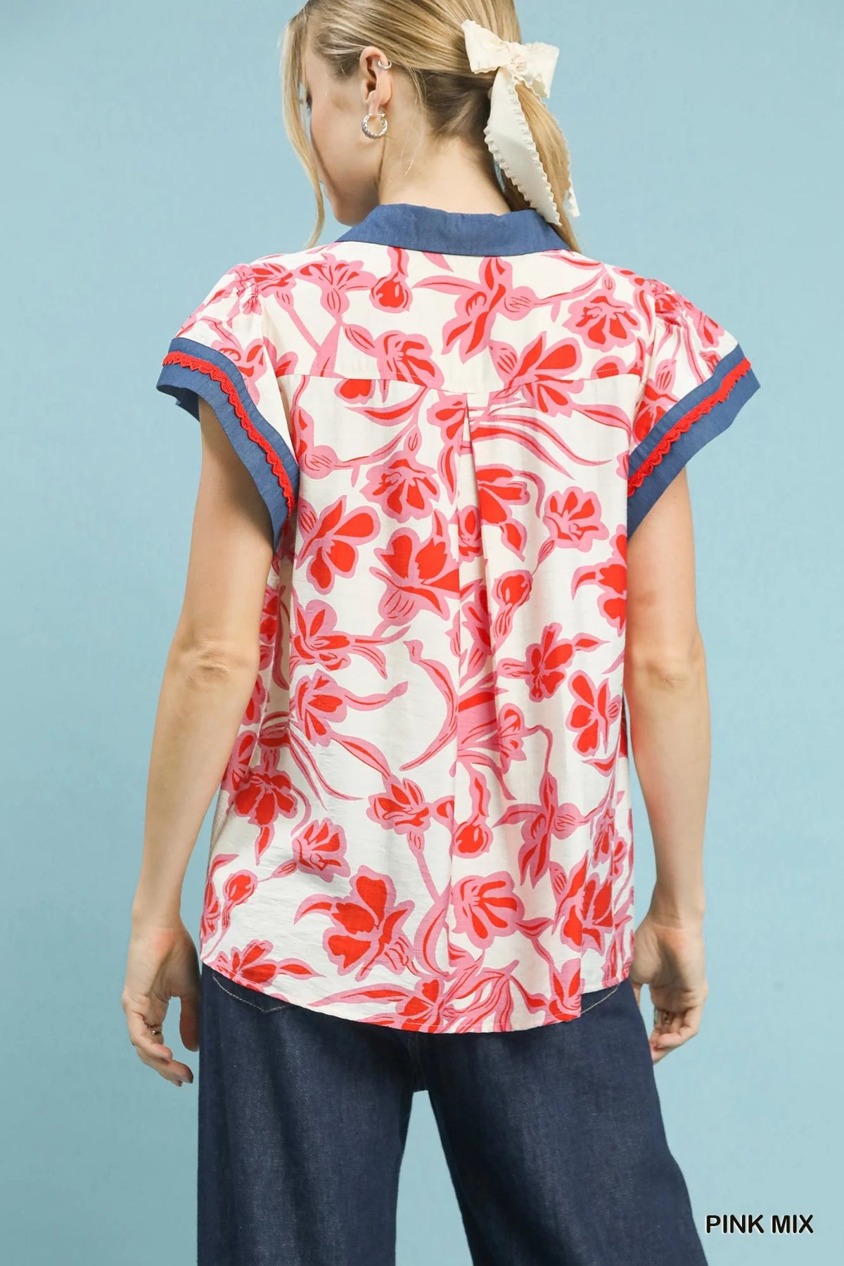 Umgee Floral Split Neck Top